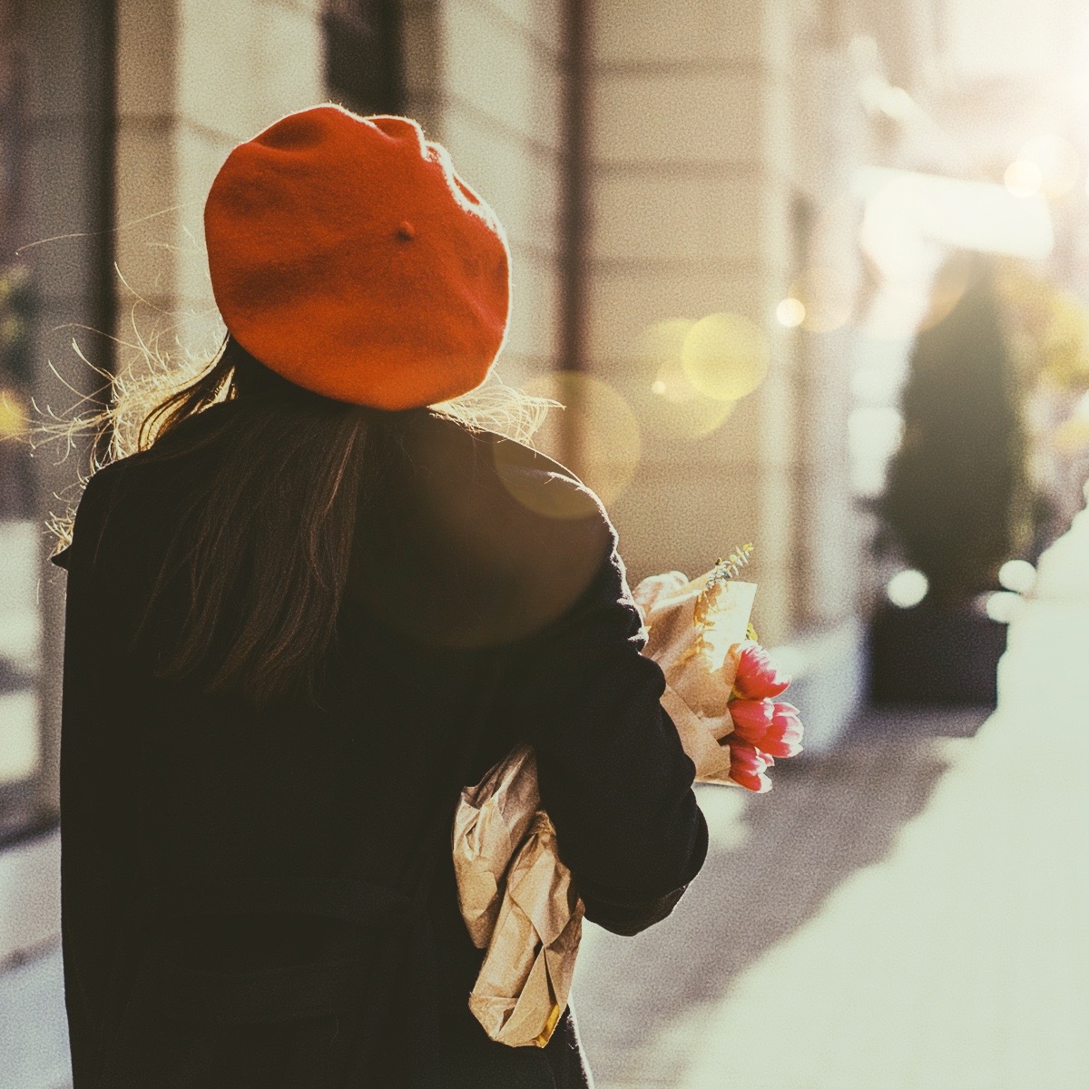 Emily in Paris 5: look iconici e come ricrearli - Nico.it